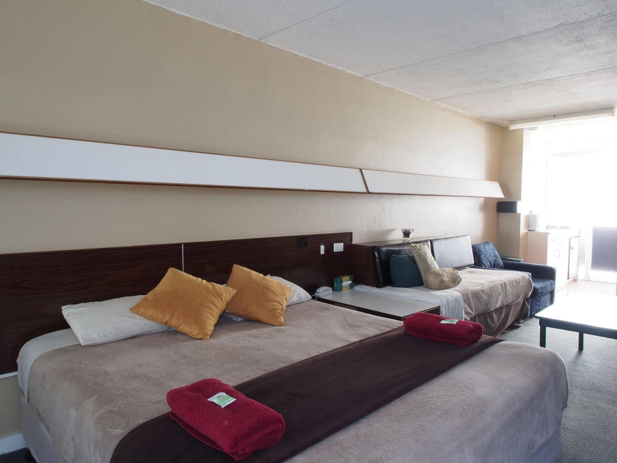 City Beach Motel Wollongong Buitenkant foto