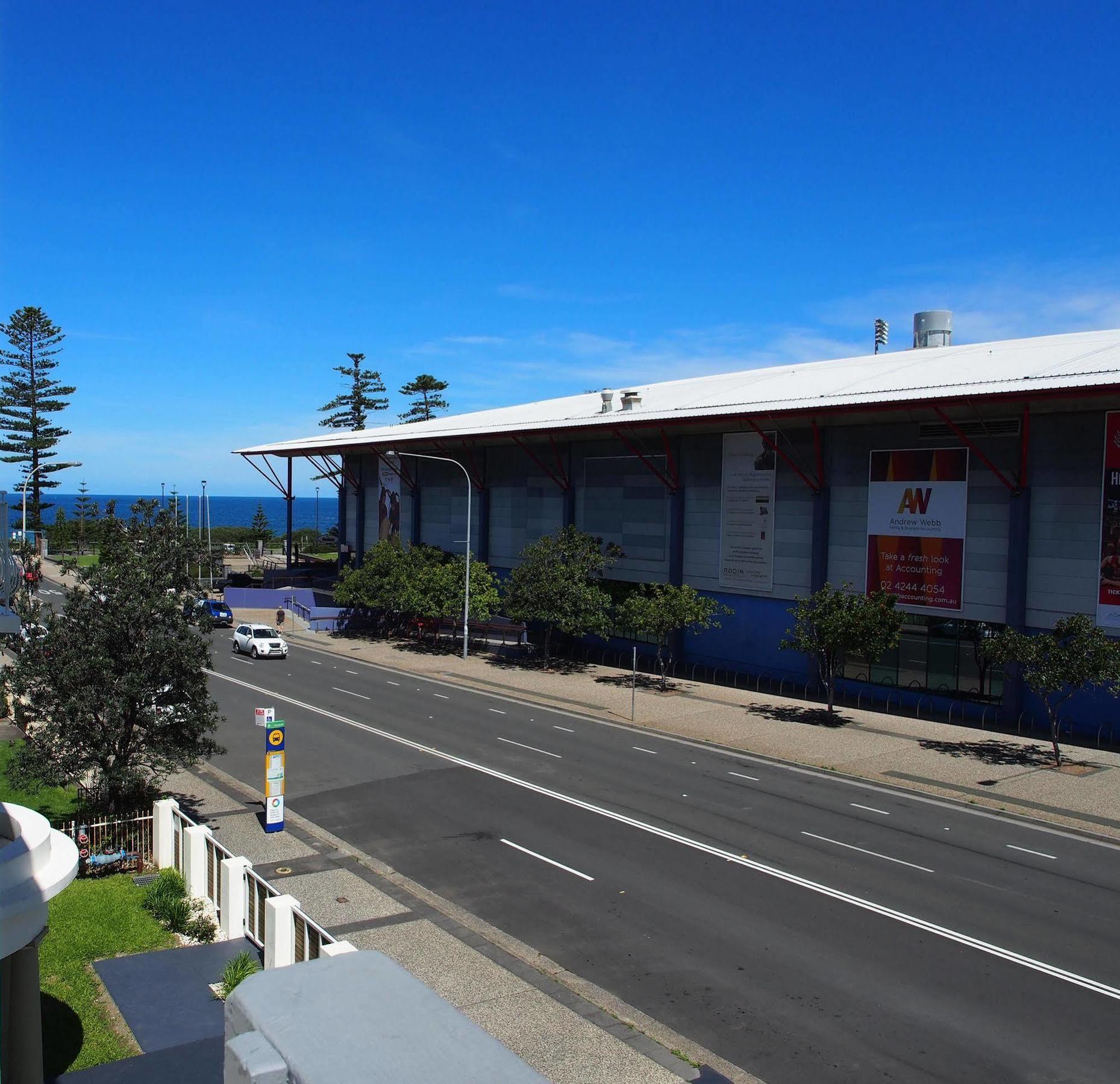 City Beach Motel Wollongong Buitenkant foto