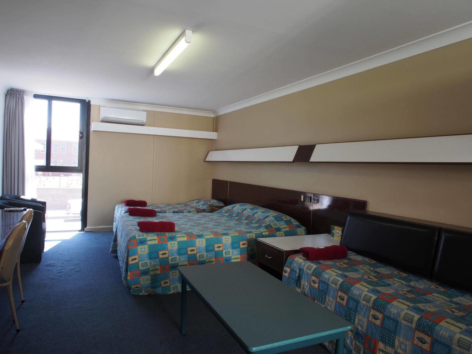 City Beach Motel Wollongong Buitenkant foto