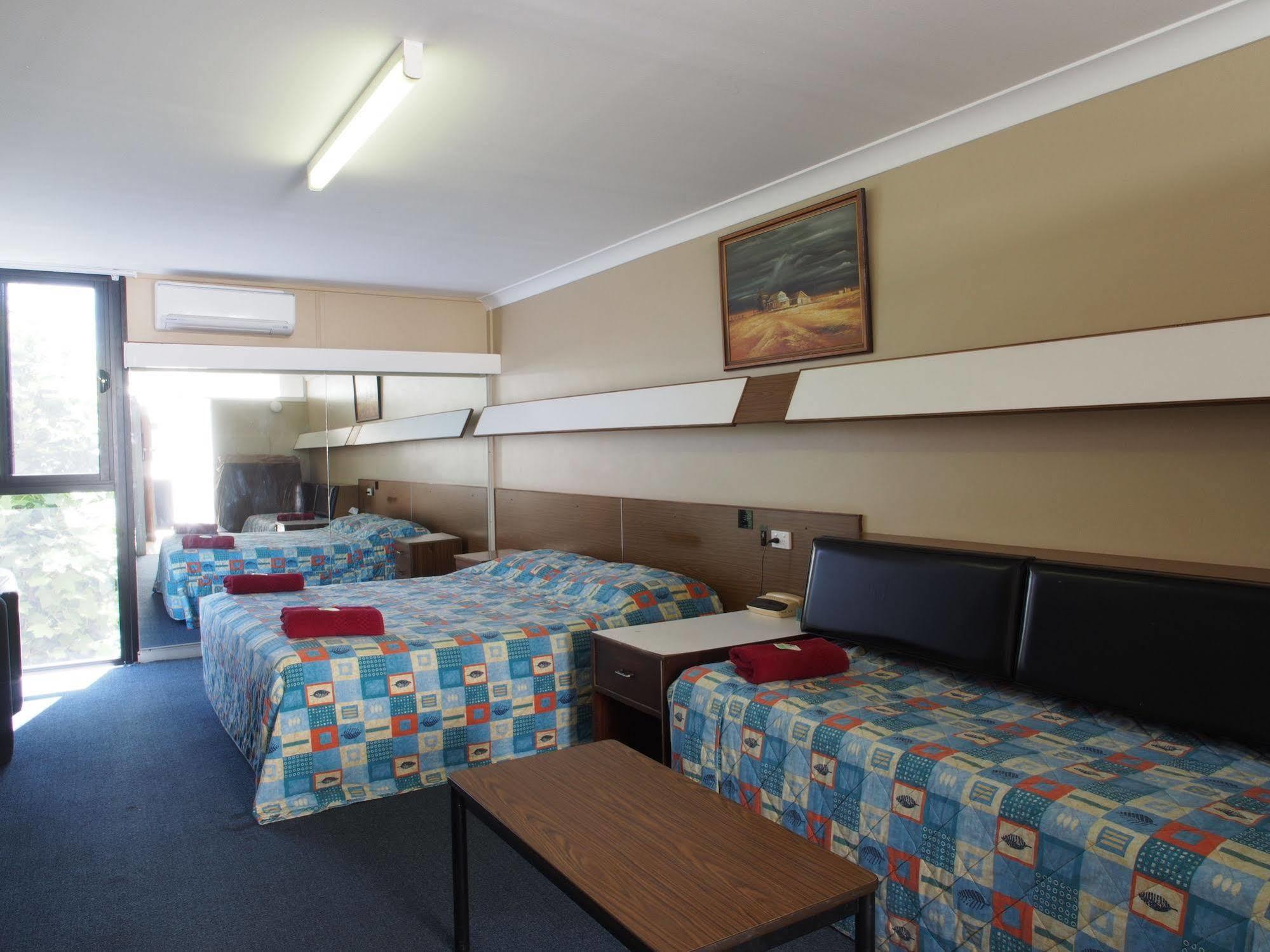 City Beach Motel Wollongong Buitenkant foto